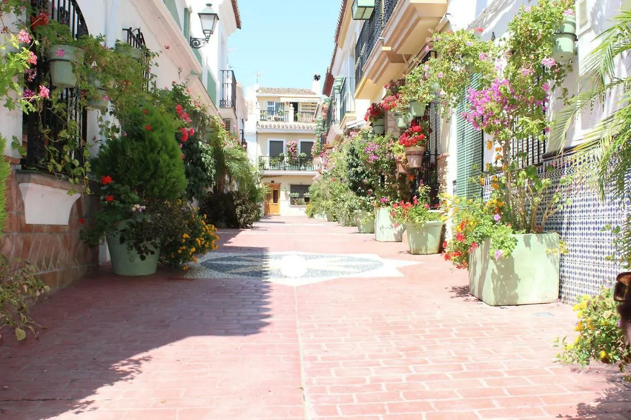 Apartment In El Presidente Beach Side New Golden Mile Estepona Spain