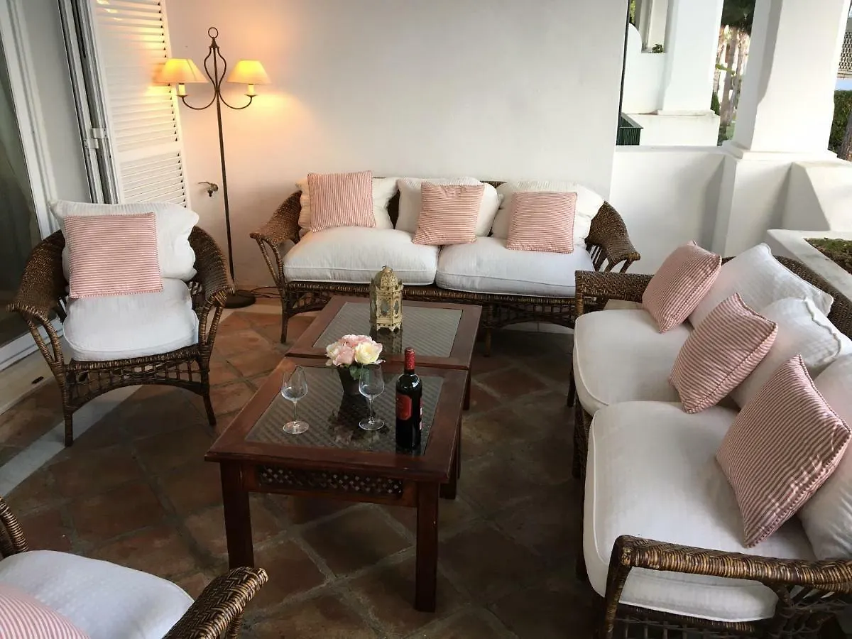 Apartment In El Presidente Beach Side New Golden Mile Estepona